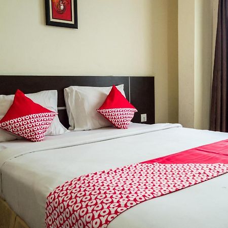 Collection O 625 Hotel Golden Gate Batam Eksteriør bilde