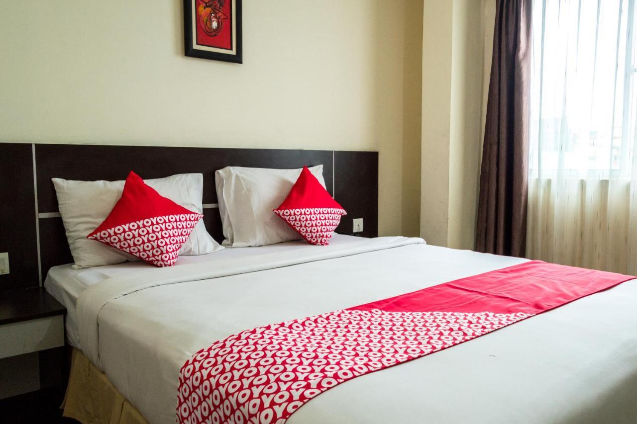 Collection O 625 Hotel Golden Gate Batam Eksteriør bilde