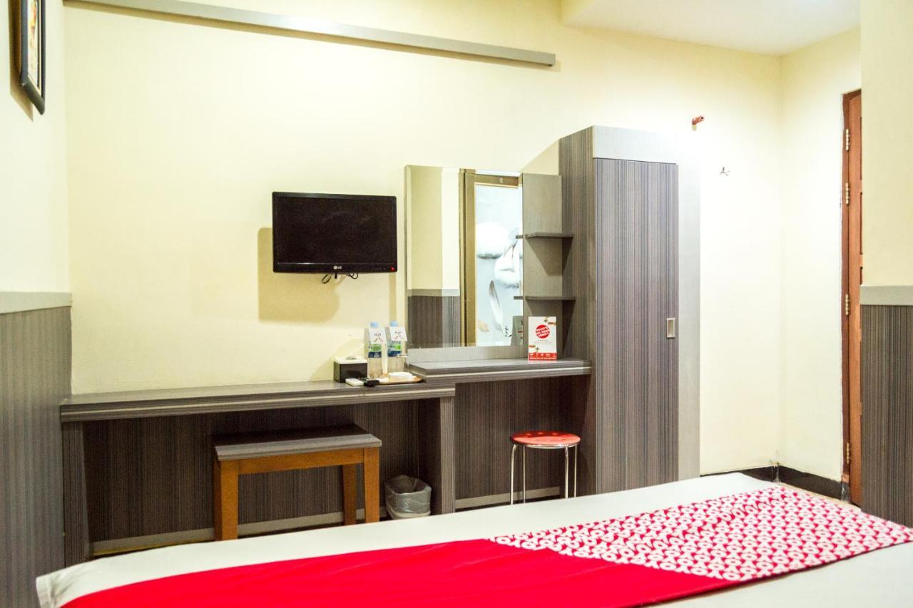 Collection O 625 Hotel Golden Gate Batam Eksteriør bilde