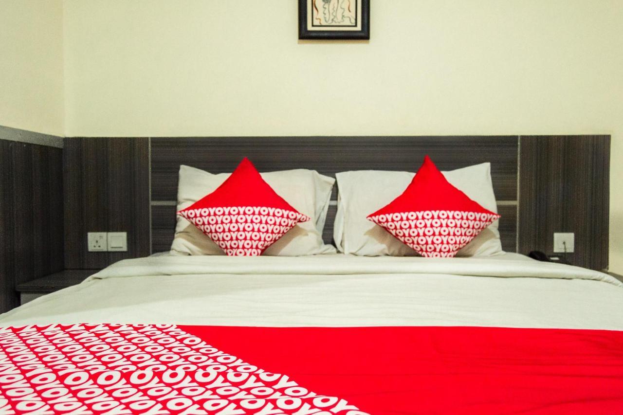Collection O 625 Hotel Golden Gate Batam Eksteriør bilde