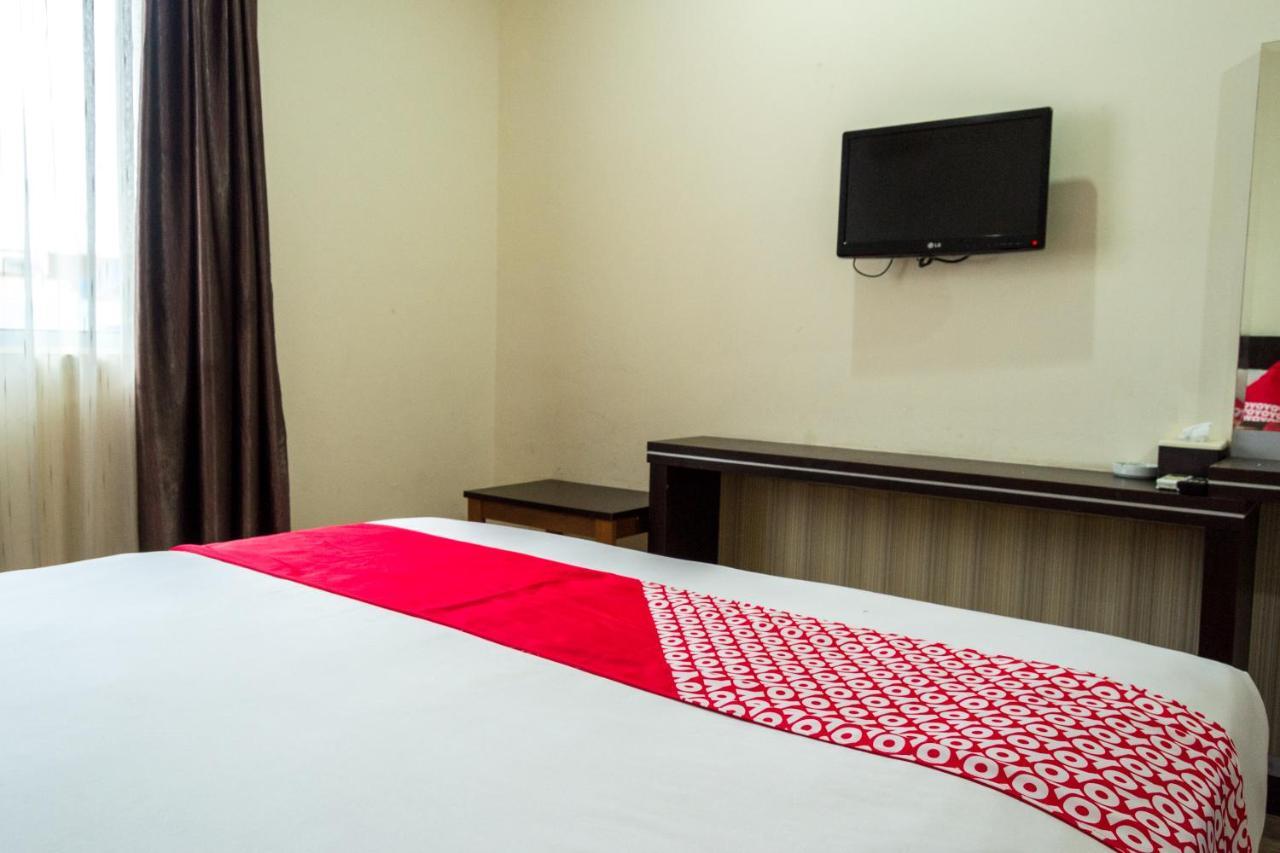 Collection O 625 Hotel Golden Gate Batam Eksteriør bilde