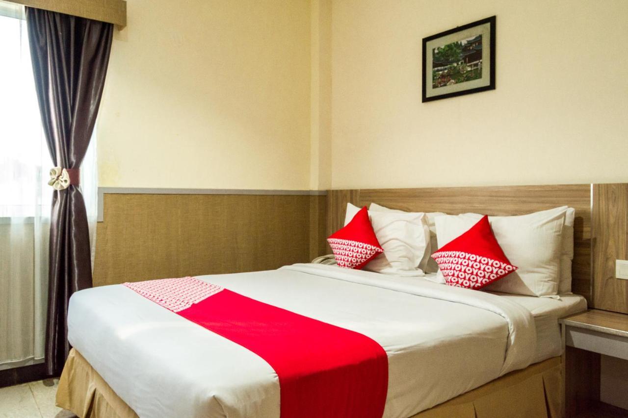 Collection O 625 Hotel Golden Gate Batam Eksteriør bilde