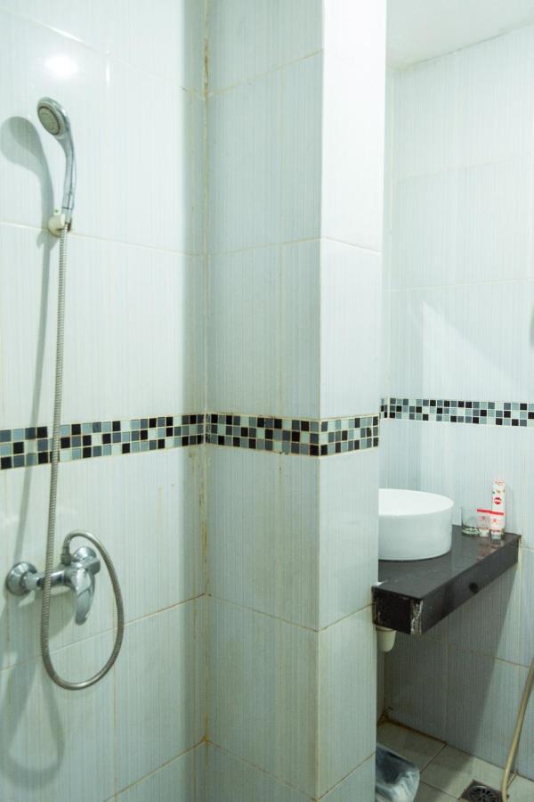 Collection O 625 Hotel Golden Gate Batam Eksteriør bilde