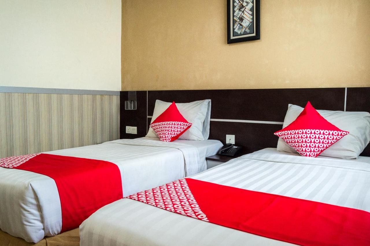 Collection O 625 Hotel Golden Gate Batam Eksteriør bilde