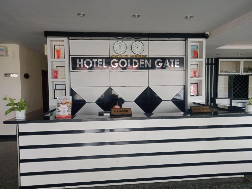 Collection O 625 Hotel Golden Gate Batam Eksteriør bilde